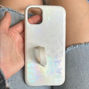 🤍iPhone 11 Opal Leopard Loopy Case 🤍